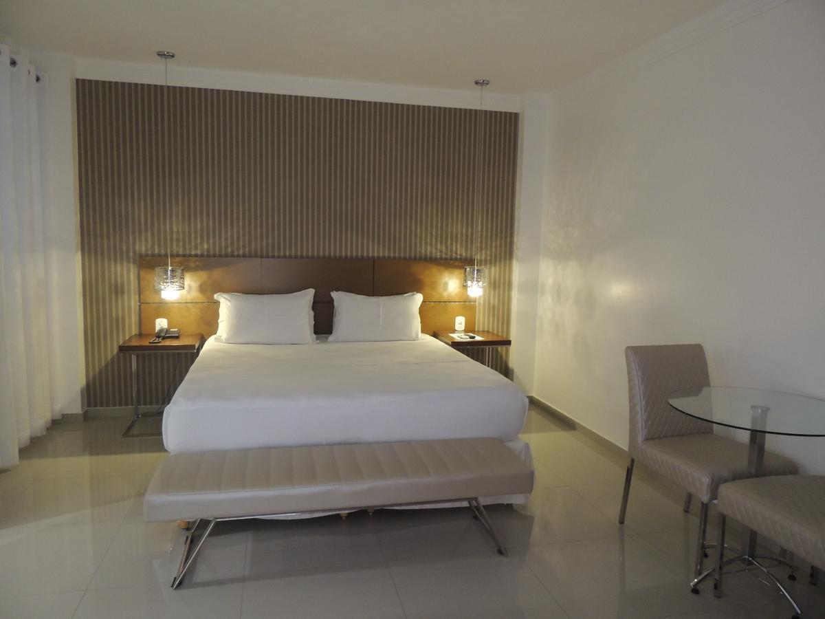 Star Hotel Itaperuna Bagian luar foto